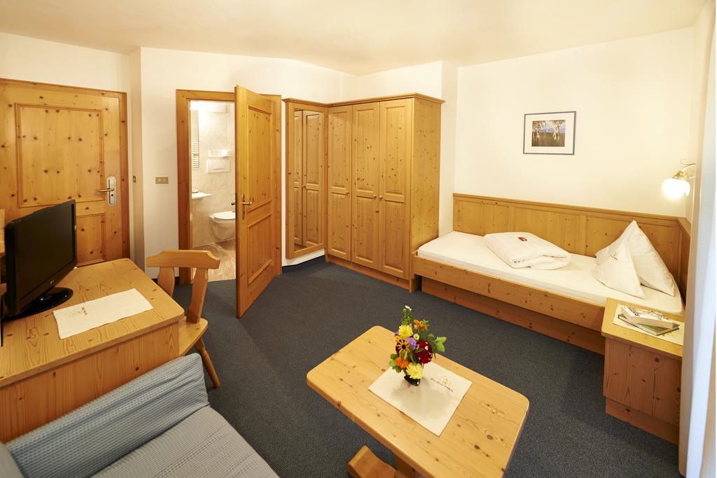 Parc Hotel Tyrol Castelrotto Kültér fotó