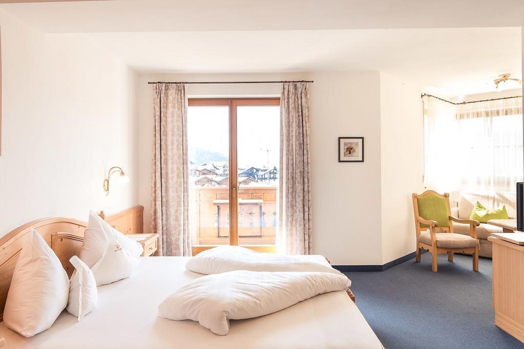 Parc Hotel Tyrol Castelrotto Kültér fotó